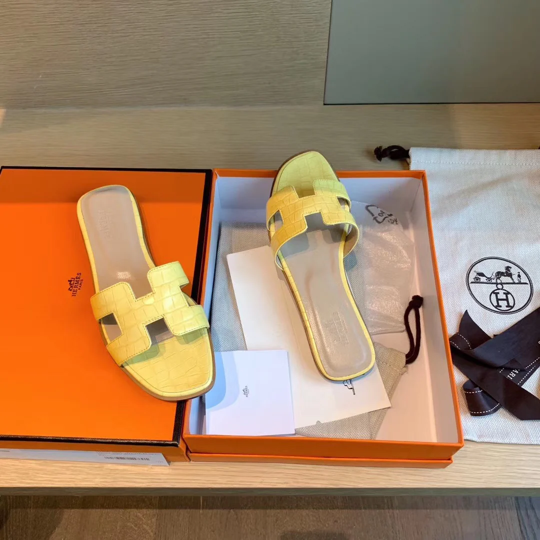 Сандалии Hermes на плоской подошве - узор 