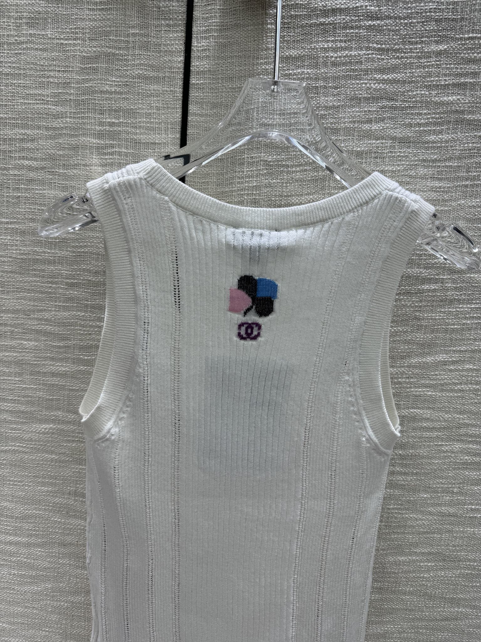 Жилет в стиле Chanel - 2403 - Жаккардовый жилет с четырехлистным клевером - Белый