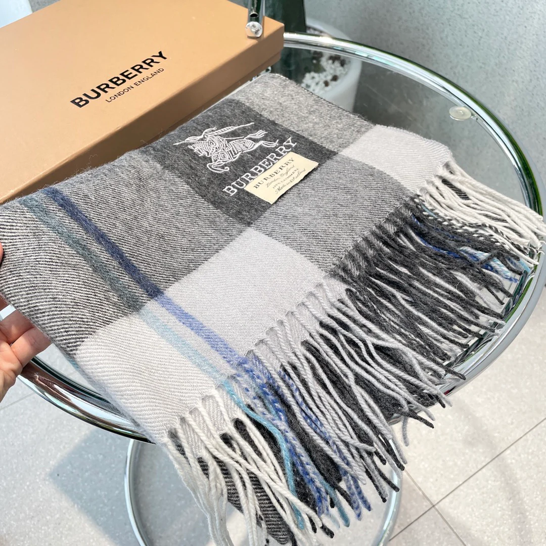 Классический клетчатый шарф Burberry - 70-200 см