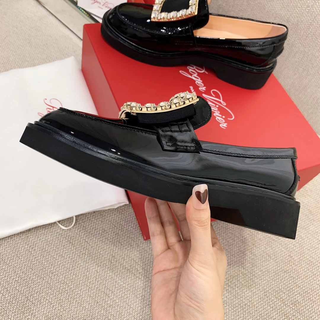 Обувь RV - 22ss - Лакированная кожа Aloes, украшенная стразами