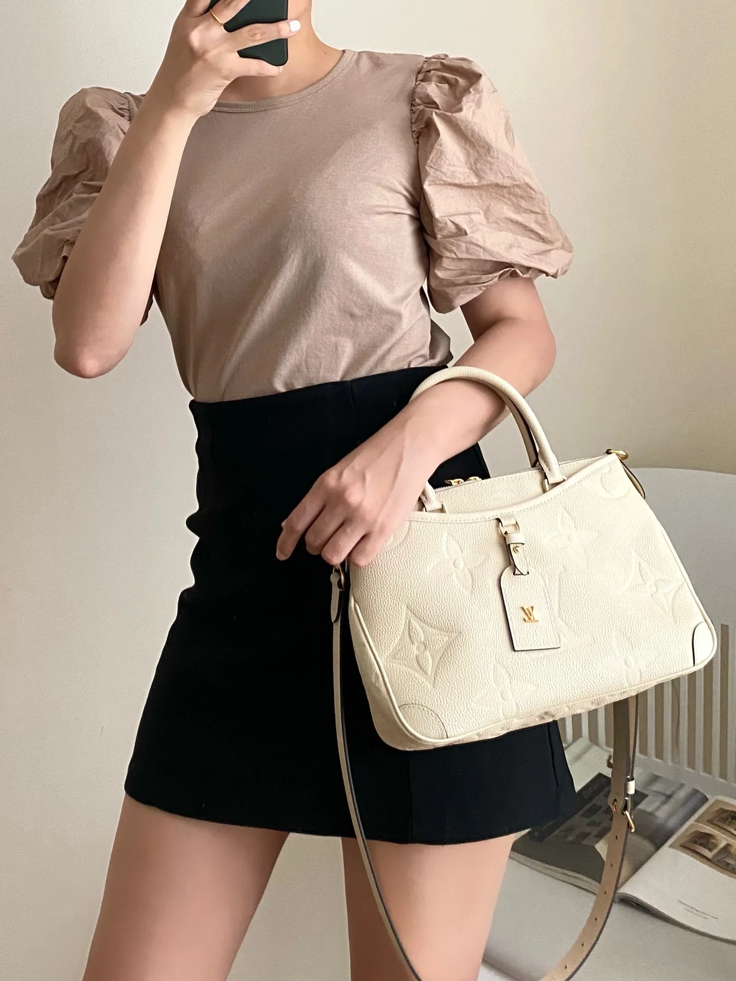 m46585-LV-Trianon сумка-Белая-Маленькая