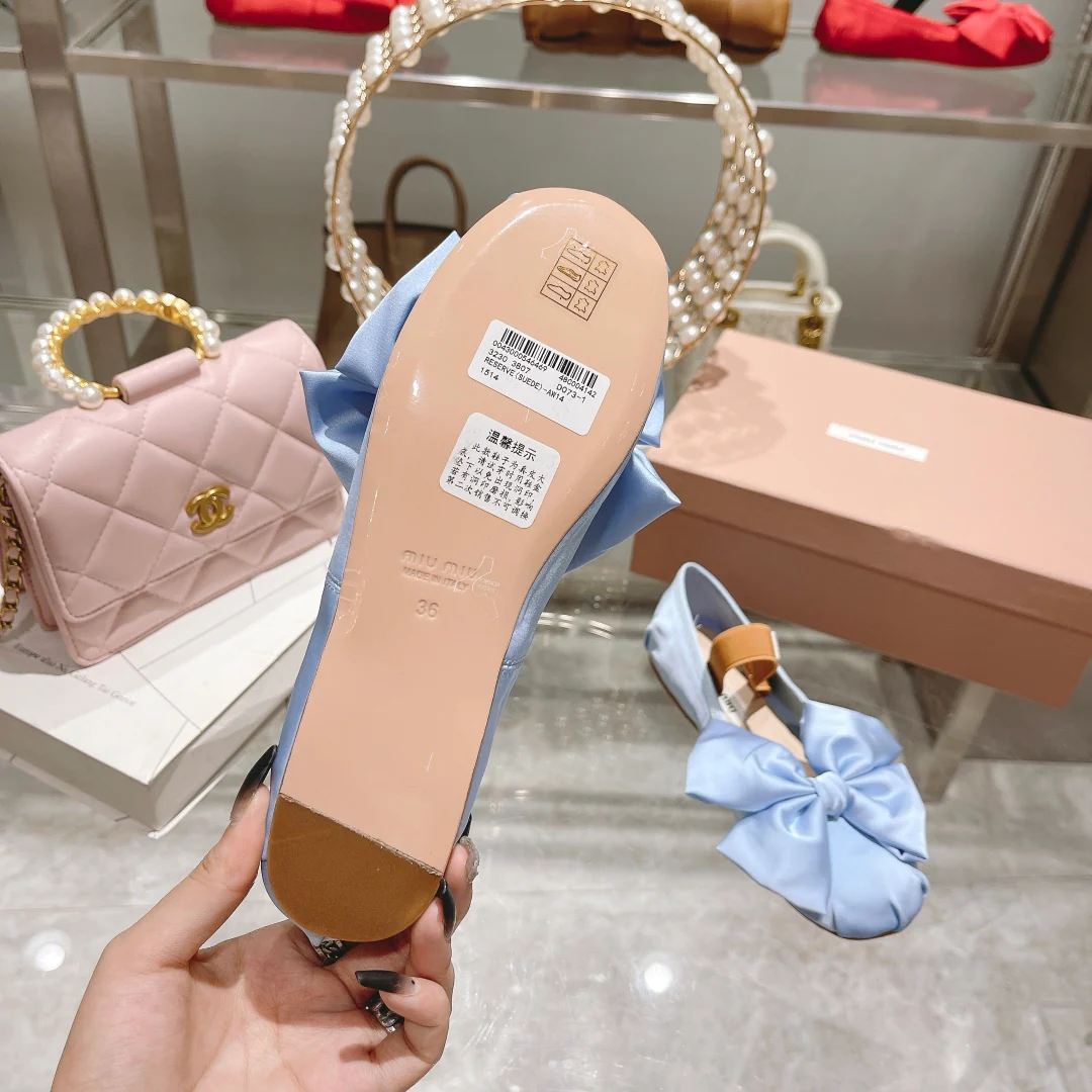 Miu Miu - Новинка сезона осень/зима 2022 - Балетки с бантом - Синие