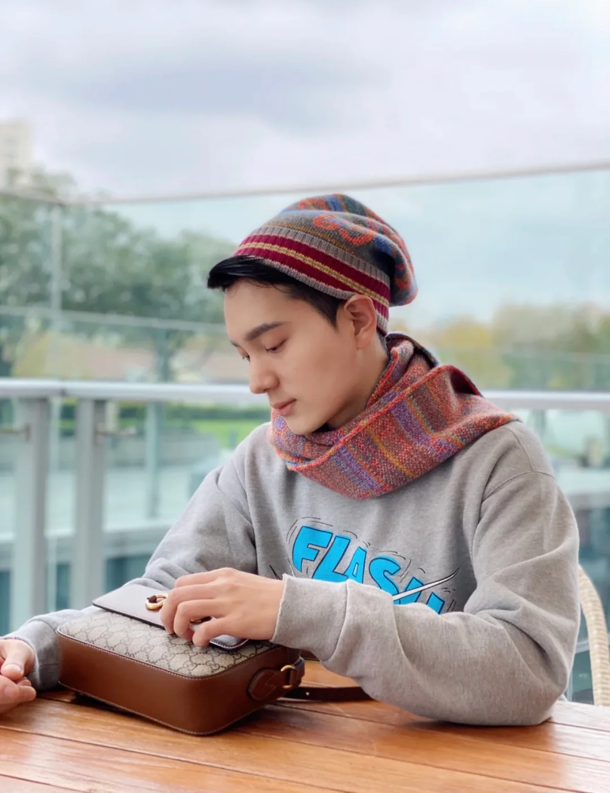 Сумка для фотоаппарата Gucci 1955 с пряжкой в ??виде подковы