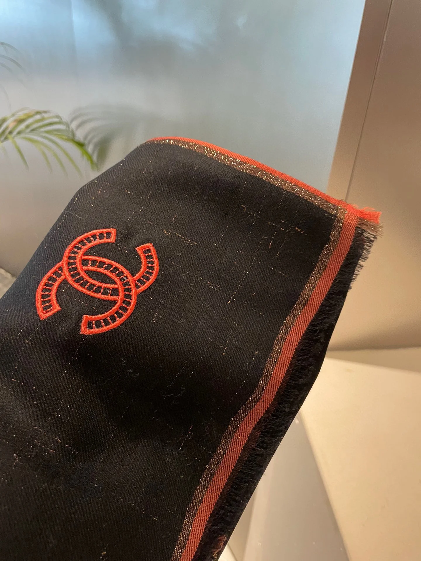 Шарф Chanel с металлизированной нитью - 90-200 см - Кашемир Кашмир Хайленд - Черный