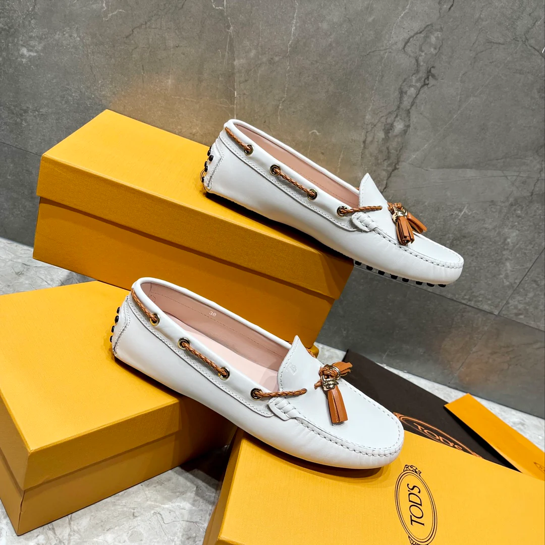 Tods - Подвеска с кисточкой - Лоферы - Туфли без шнурков - 1