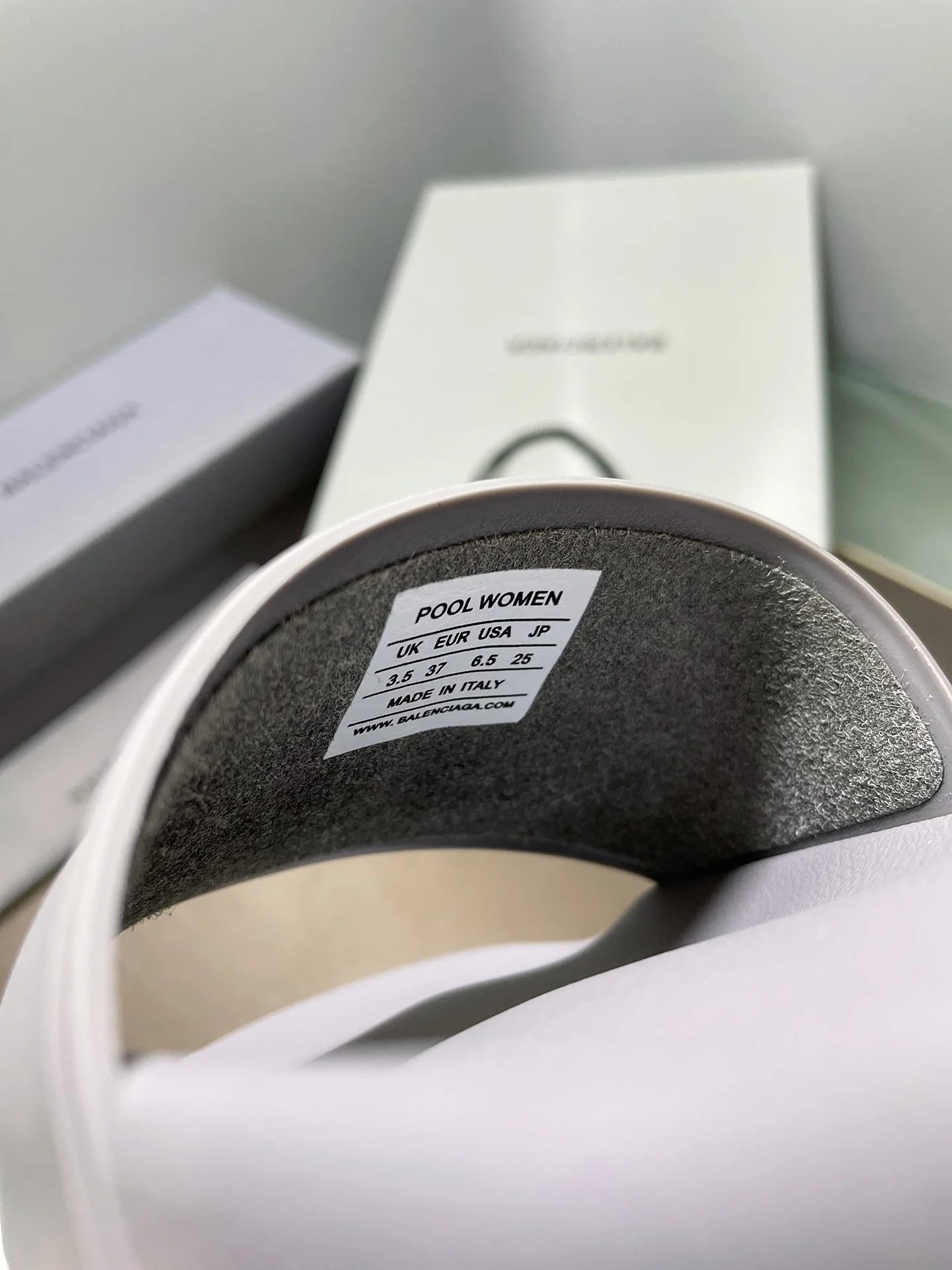 Balenciaga - Новая модель 2022 года - Тапочки с эффектом памяти и улучшенной упругостью - 9