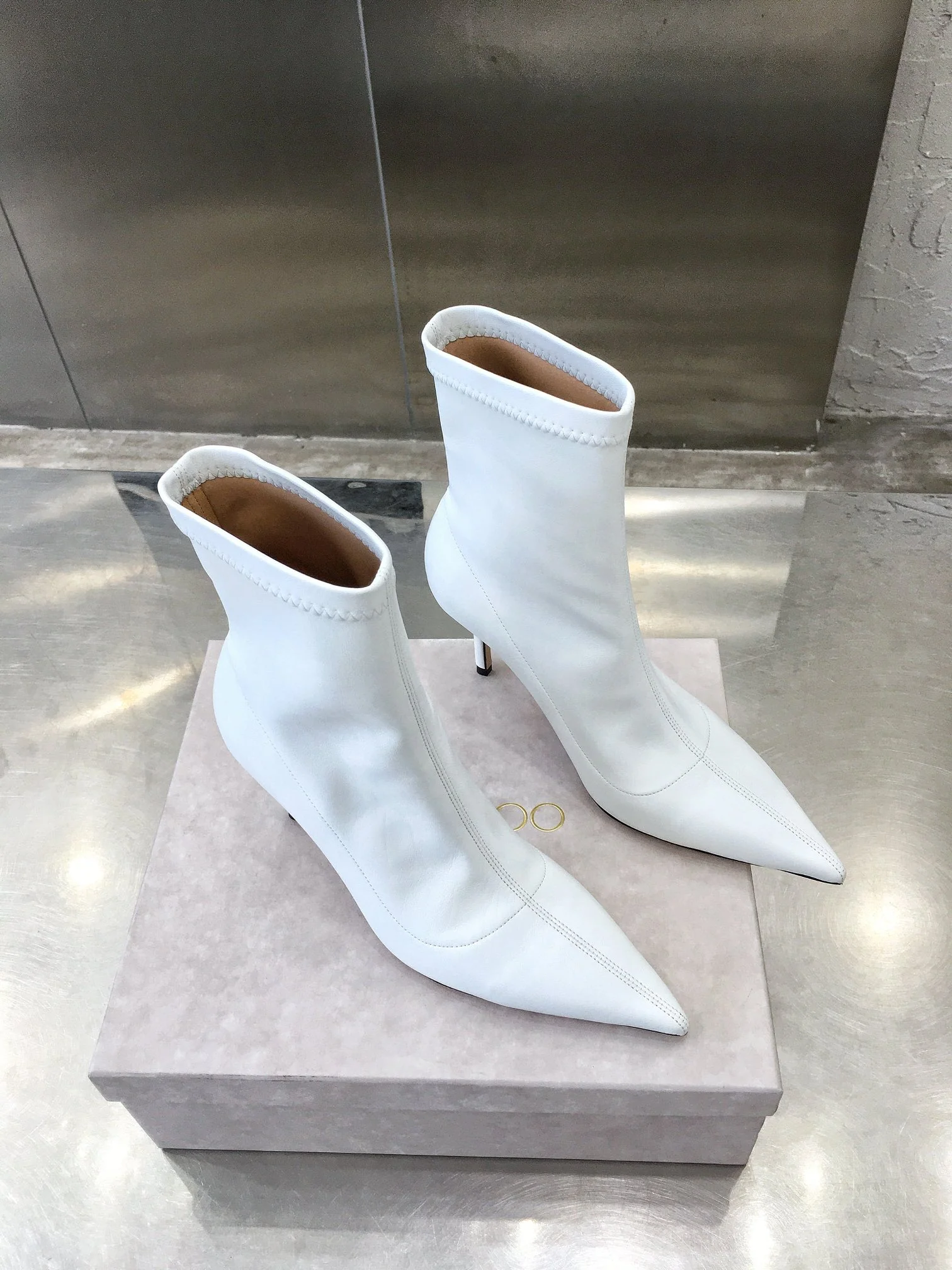 Джимми - Ботильоны на шпильке - 1