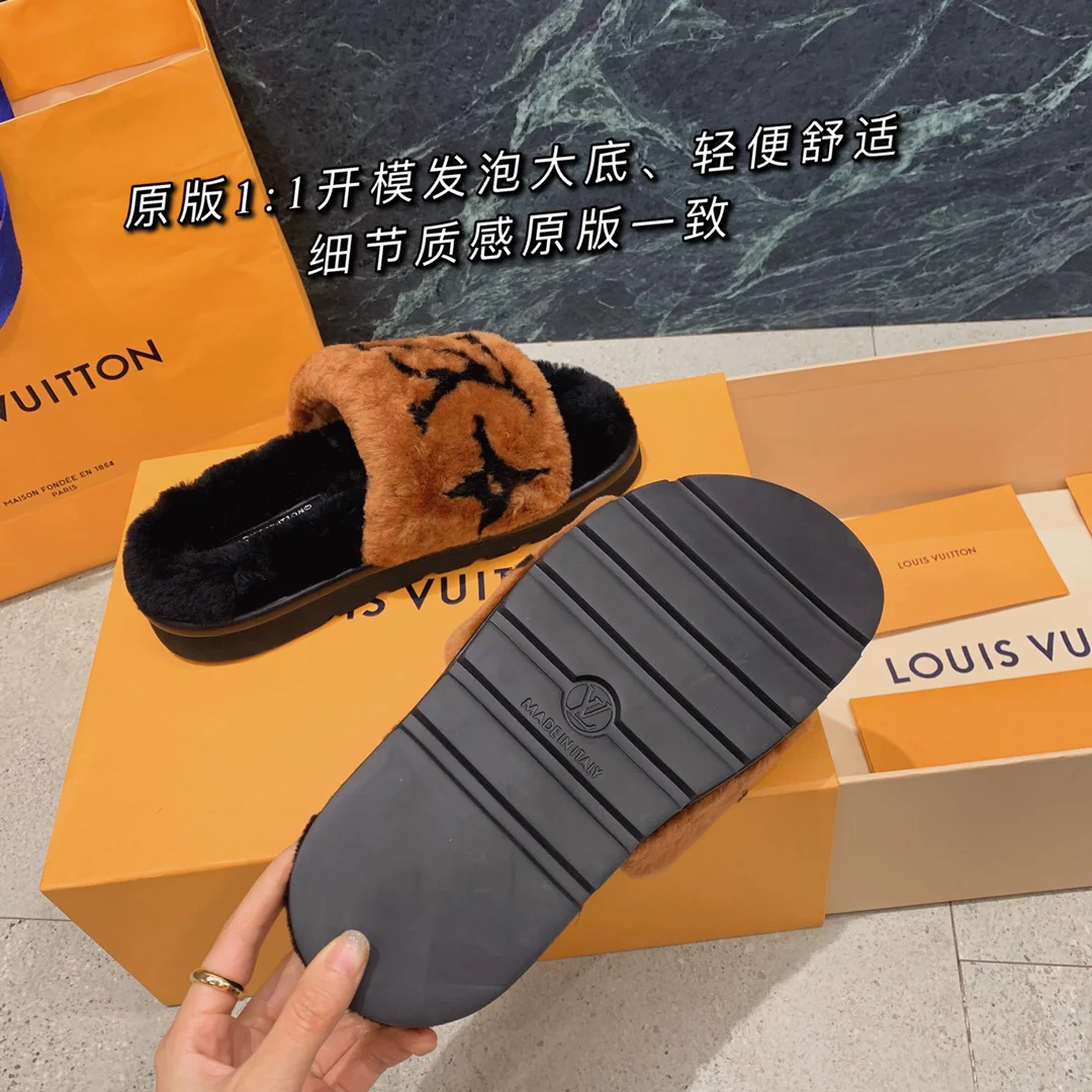 Тапочки LV Teddy из овчины - коричневые