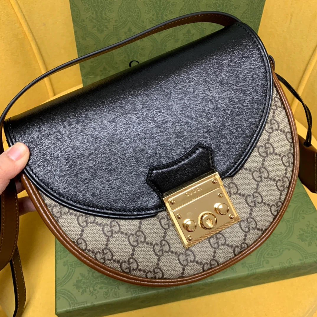 Сумка Gucci ?Полумесяц? через плечо