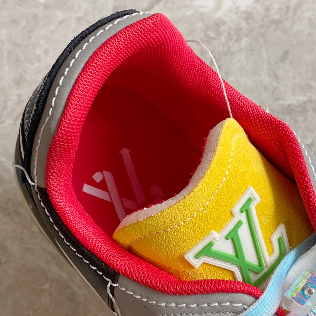 Обувь LV - кроссовки LV Trainer