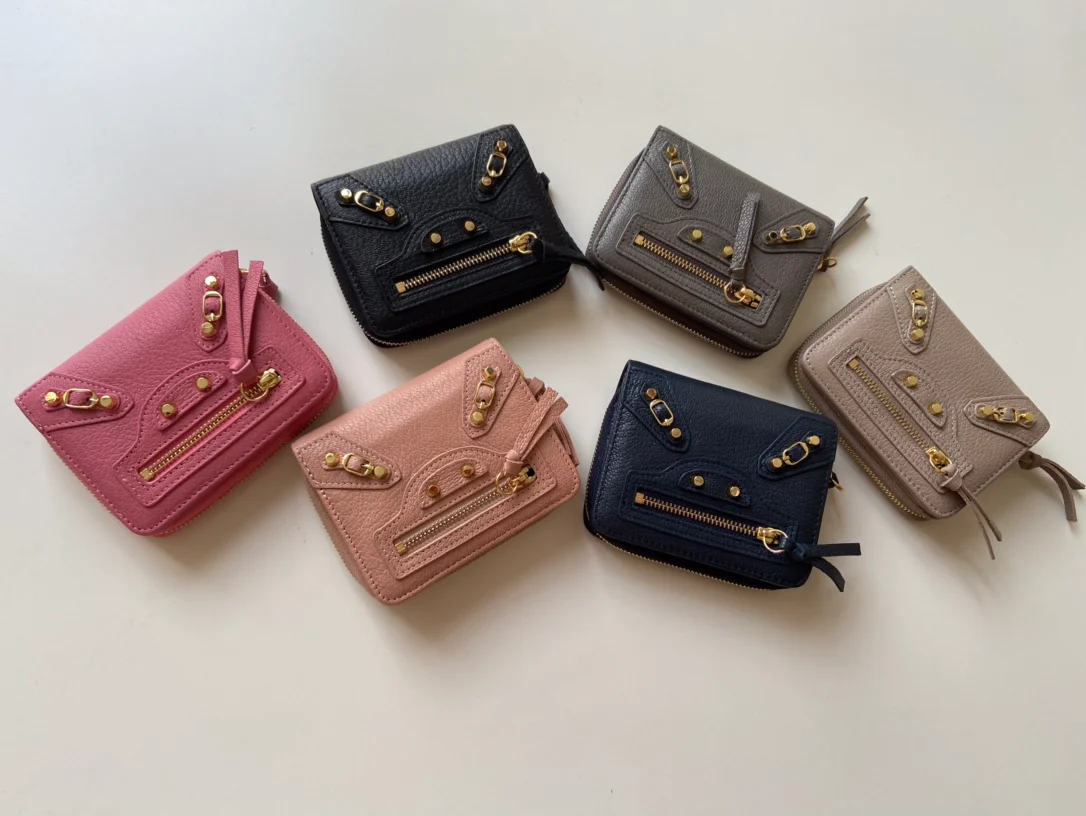 Balenciaga-新款两折短夹-集合图