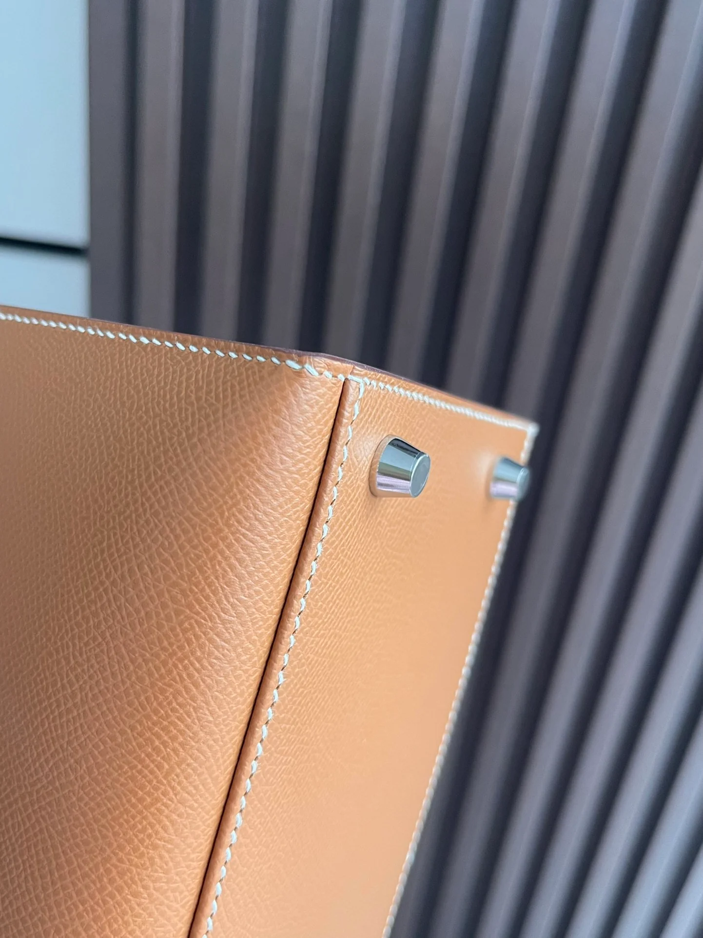 Hermes Kelly 28 Epsom Outer Seam Gold Brown Silver Buckle