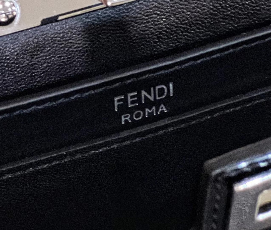 Fendi Peekaboo Cut Small Black