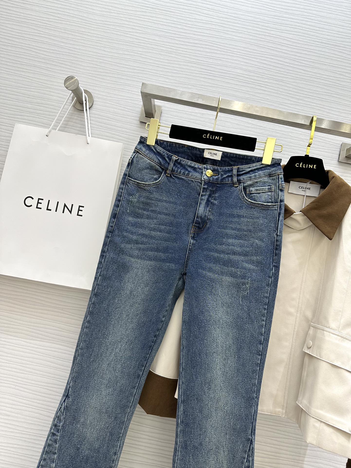 Новые джинсы Celine 2403 весна/лето, расклешенные, синие.