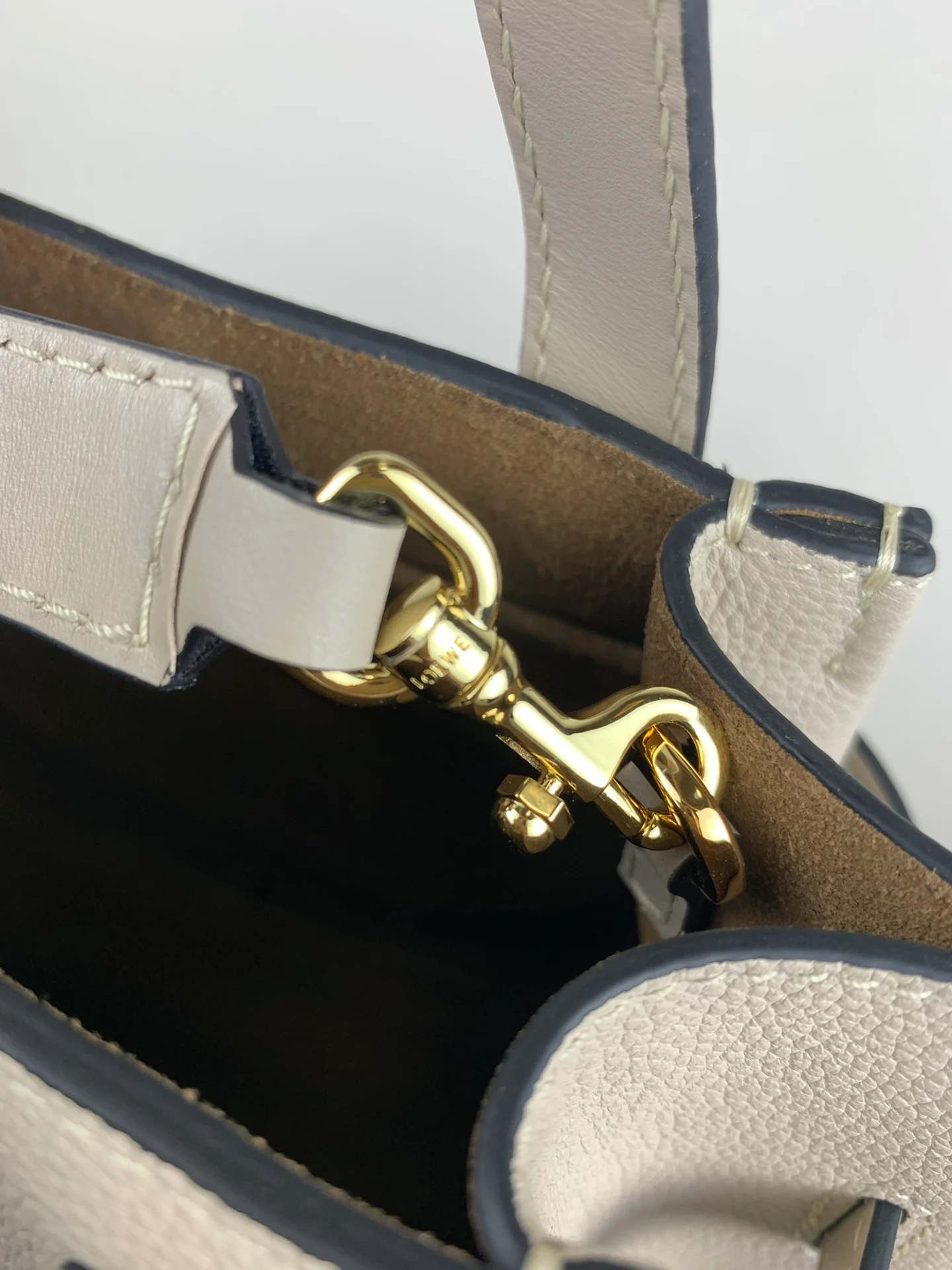 Мини-сумочка Loewe-gate-1