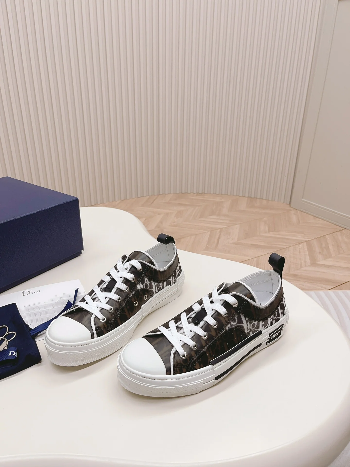 Dior B23 Series - Повседневная обувь - Унисекс - Темно-коричневый