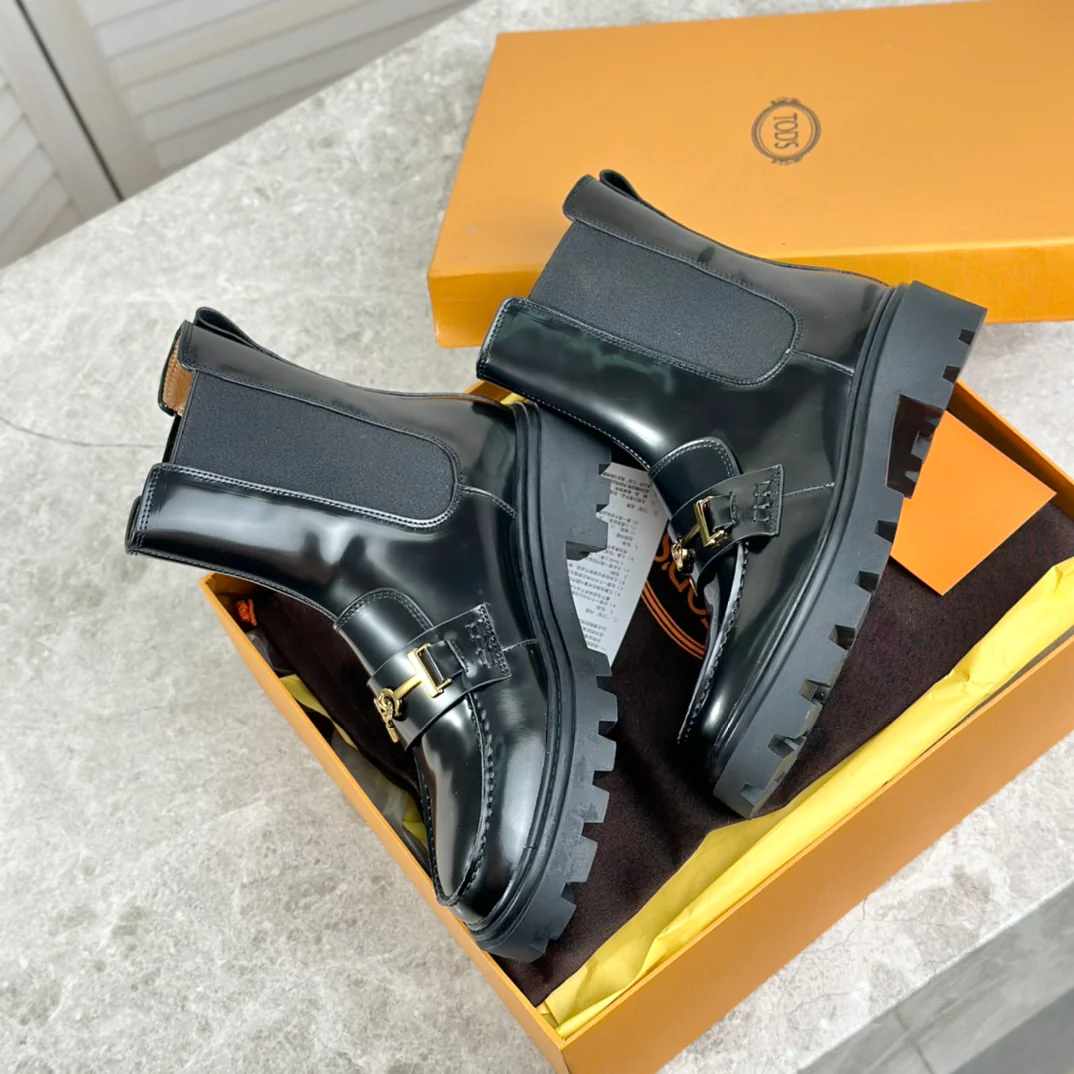 Tods - Новинка сезона осень/зима 2023 - Балетные туфли