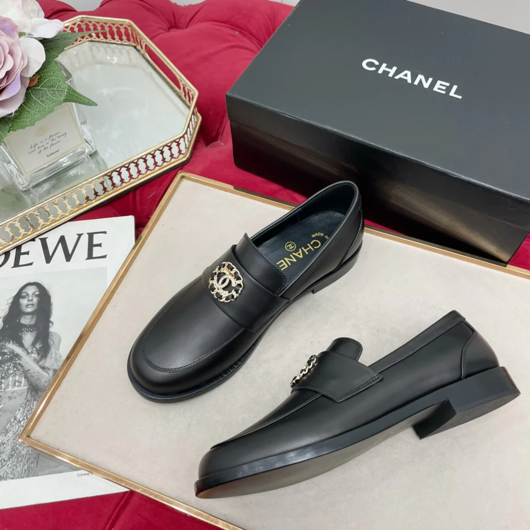 Винтажные лоферы Chanel - черные