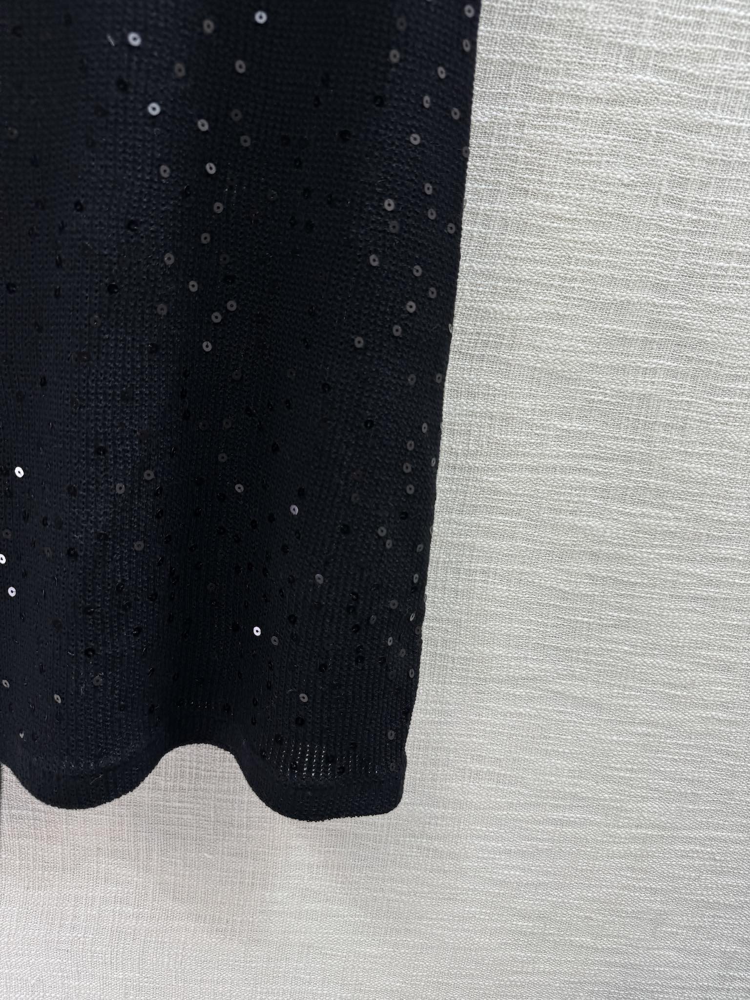 Вязаное платье-жилет Celine 2404 с пайетками - черное