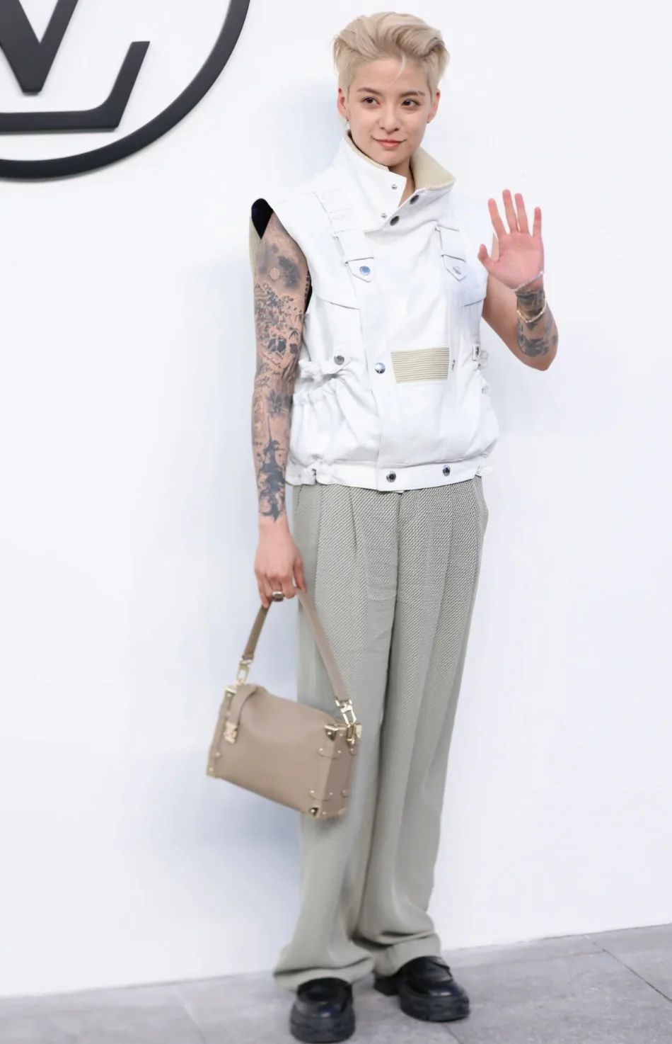 m83080-LV-side-trunk-pm chain bag-brown-1