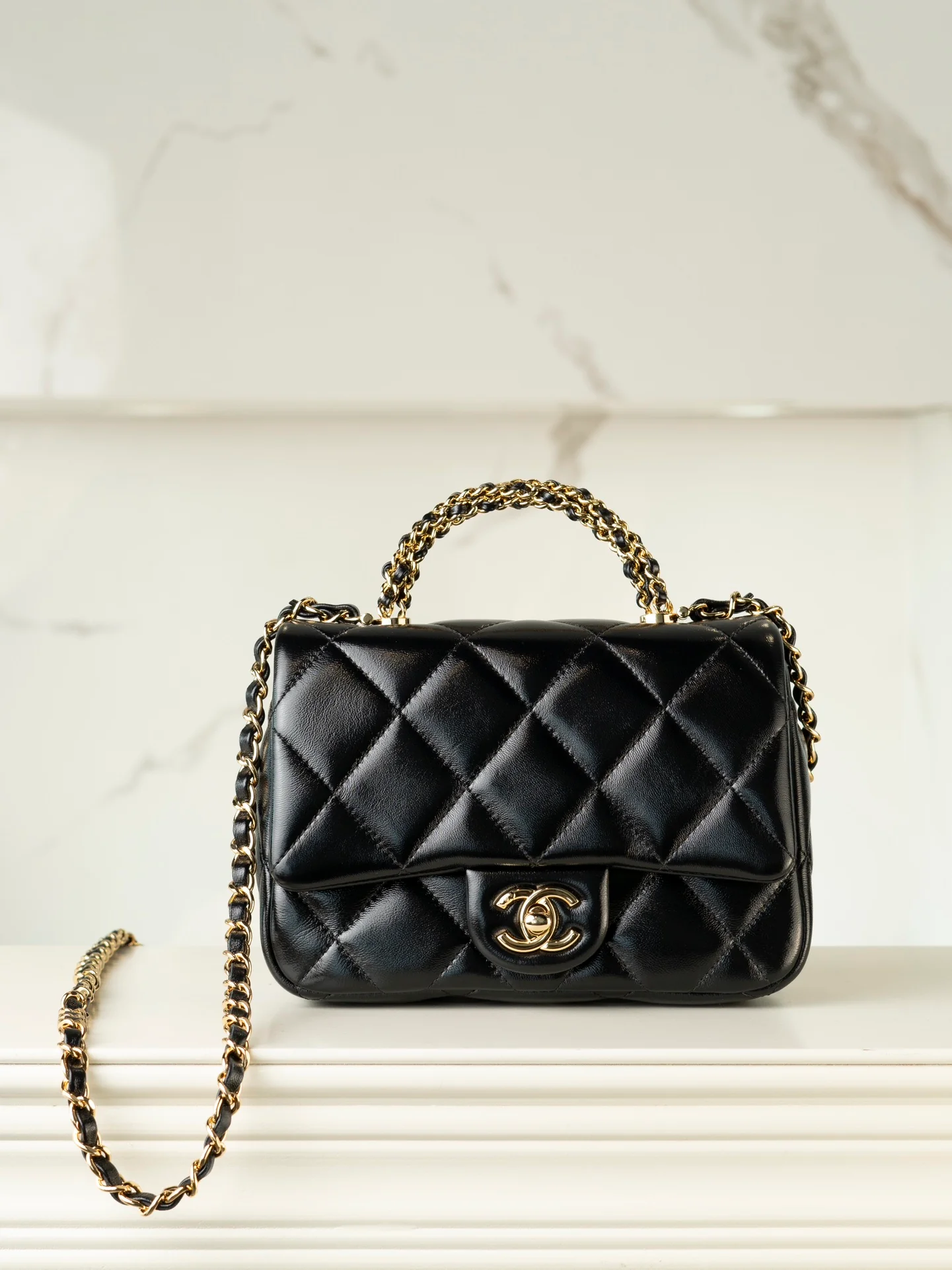 Chanel - ??? - Новый, с клапаном, толстая цепочка, ручка, маленький, квадратный, большой размер - Черный