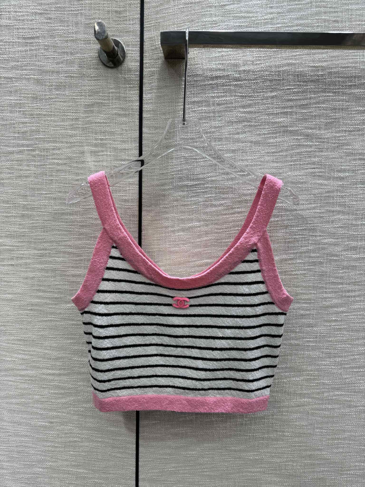 Chanel 2403 - Вязаная майка в полоску с цветовыми блоками