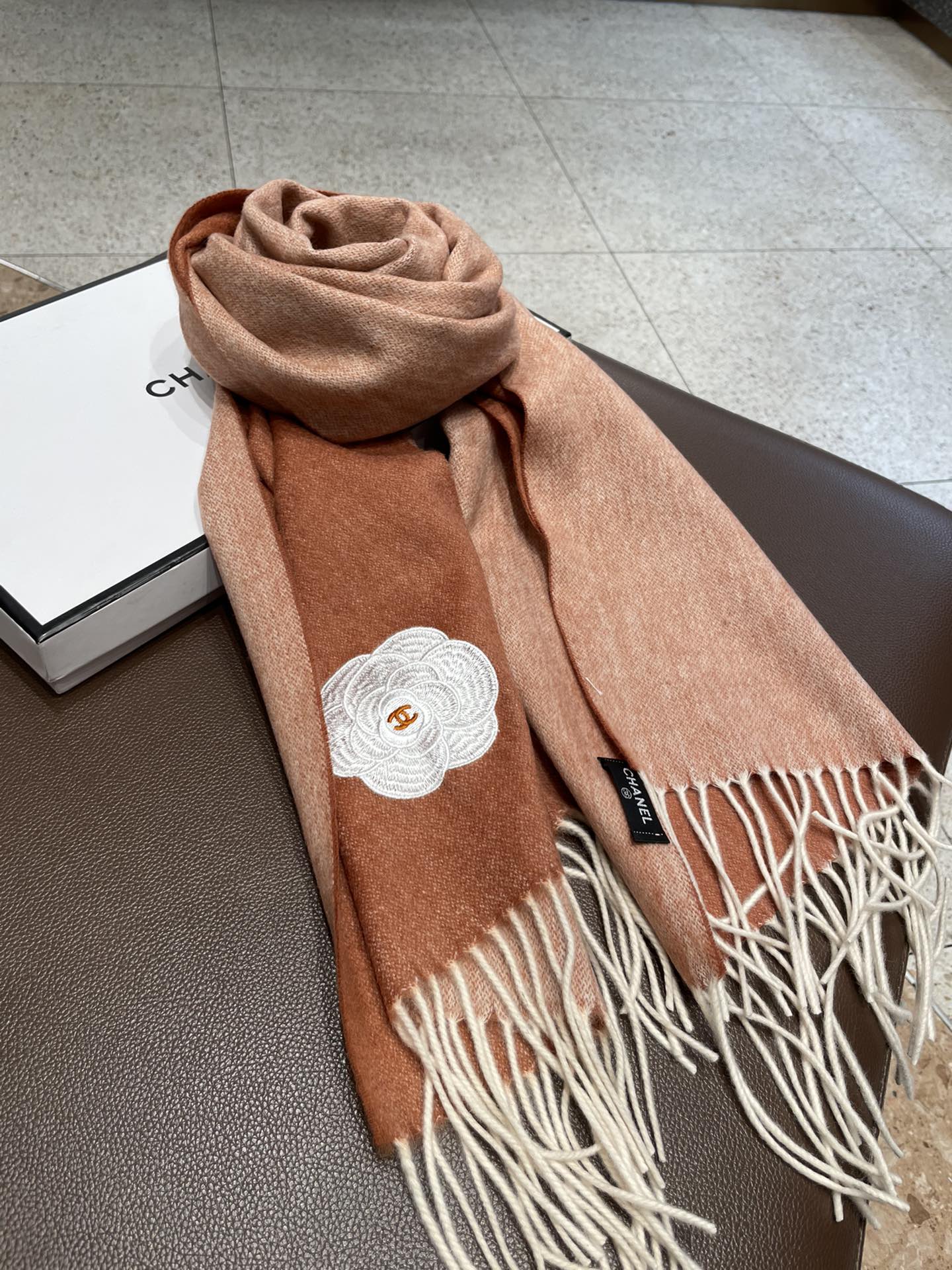 Chanel - Двусторонний кашемир - 210 см - 36 см - Оранжевый