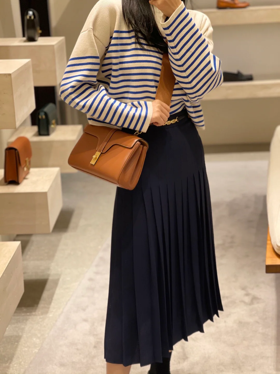 Сумка Celine из мягкой телячьей кожи с 16 узорами - 4