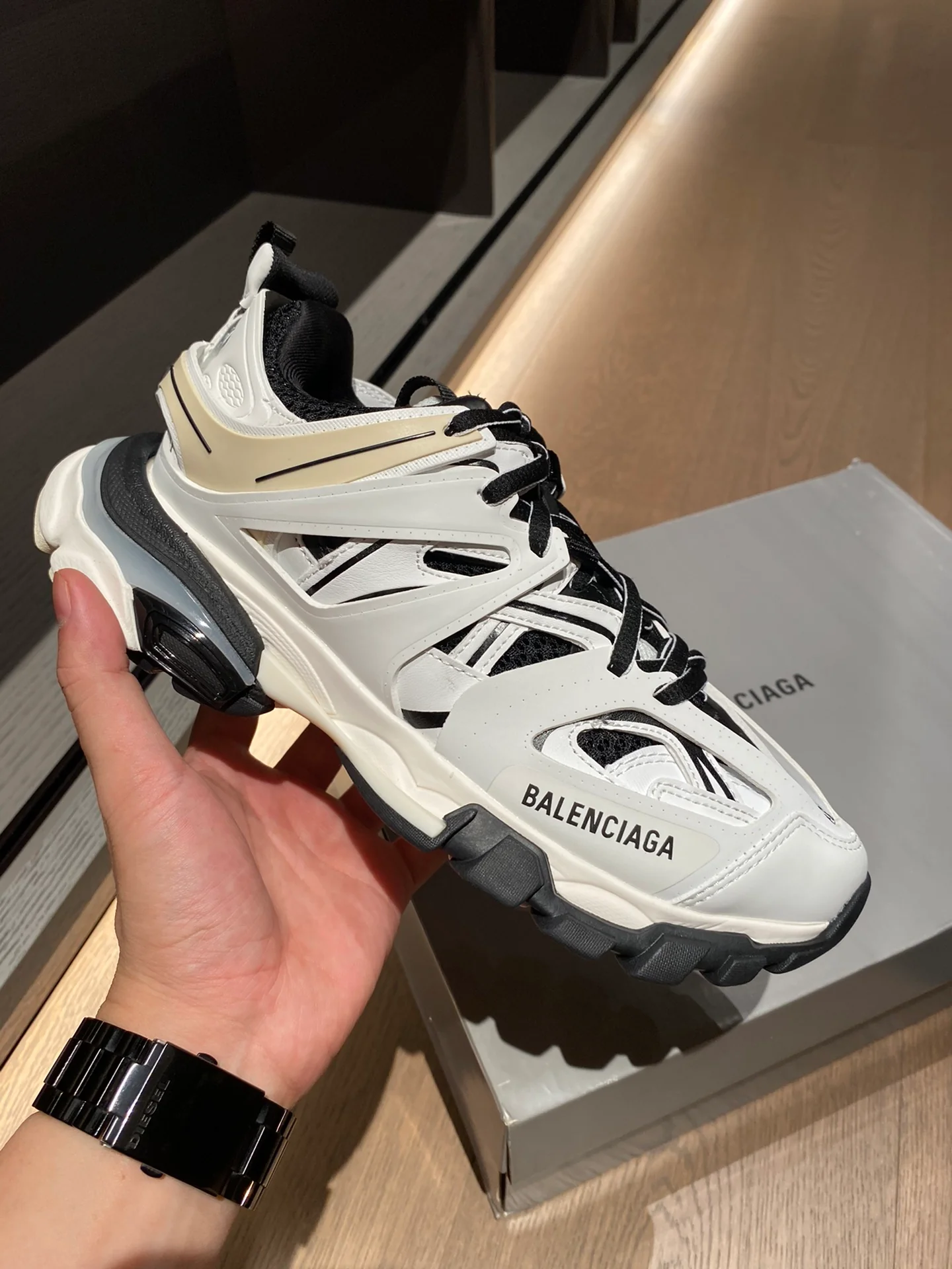 Balenciaga - Dad Shoes - 7