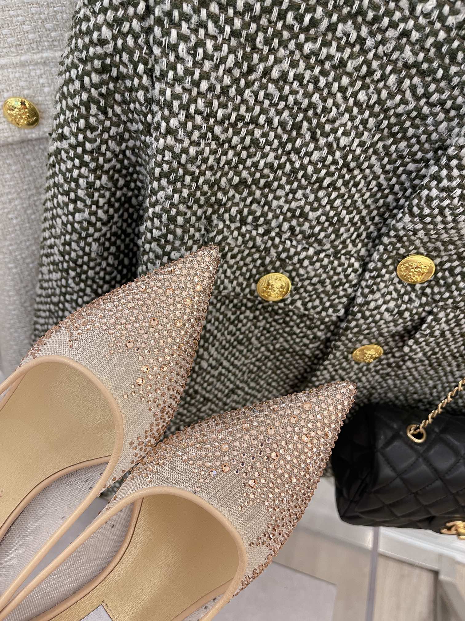 Jimmy - Туфли на высоком каблуке с сетчатой ??отделкой и стразами