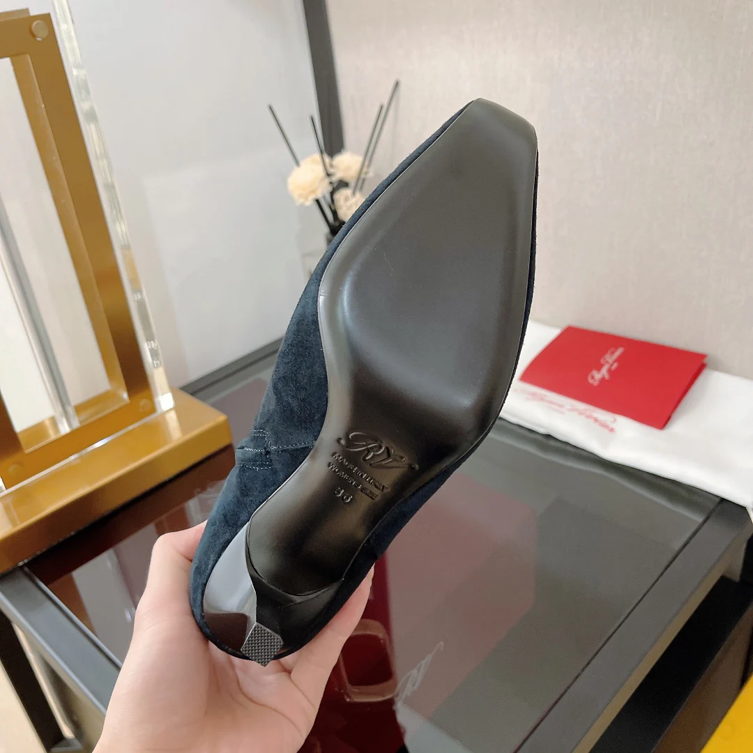 Обувь RV - Новинка сезона осень/зима 2022 - Ботильоны на шпильке из черной замши