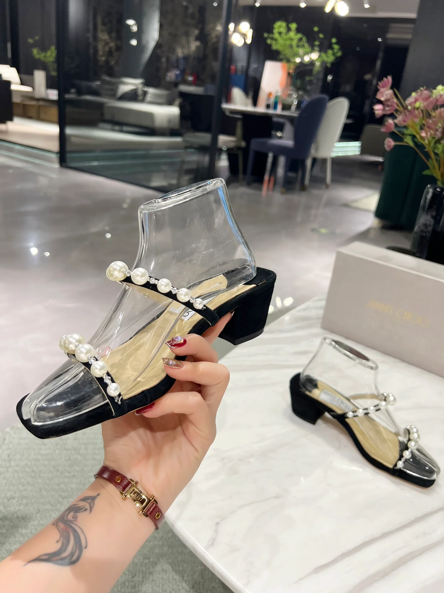 Сандалии/тапочки Jimmy Pearl - черные