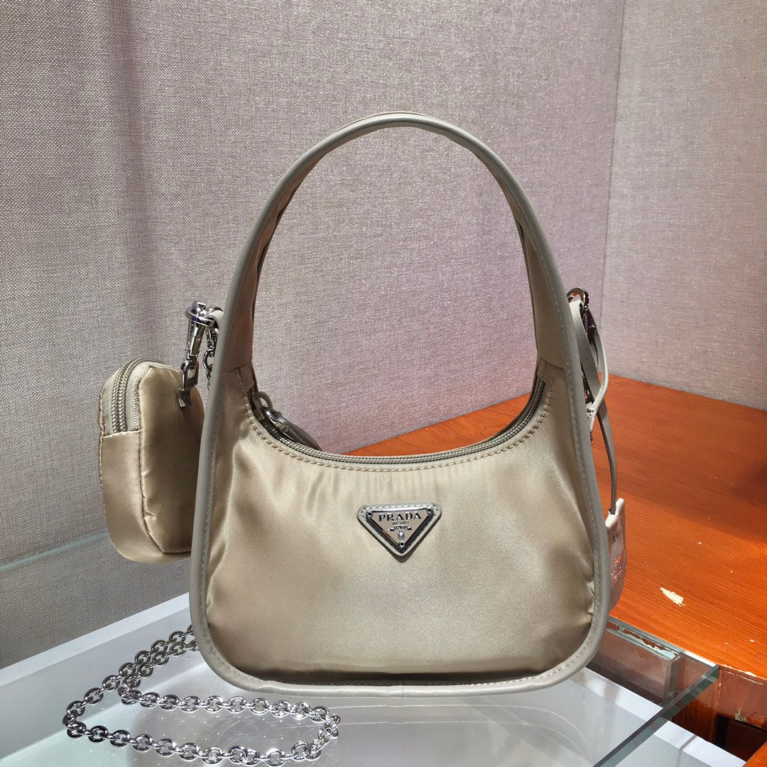 Новая сумка-хобо Prada ?3 в 1?, абрикосового цвета.