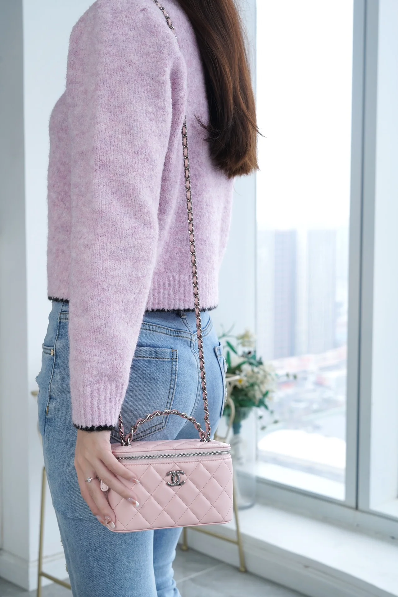 Длинная сумка-коробка Chanel - розовая