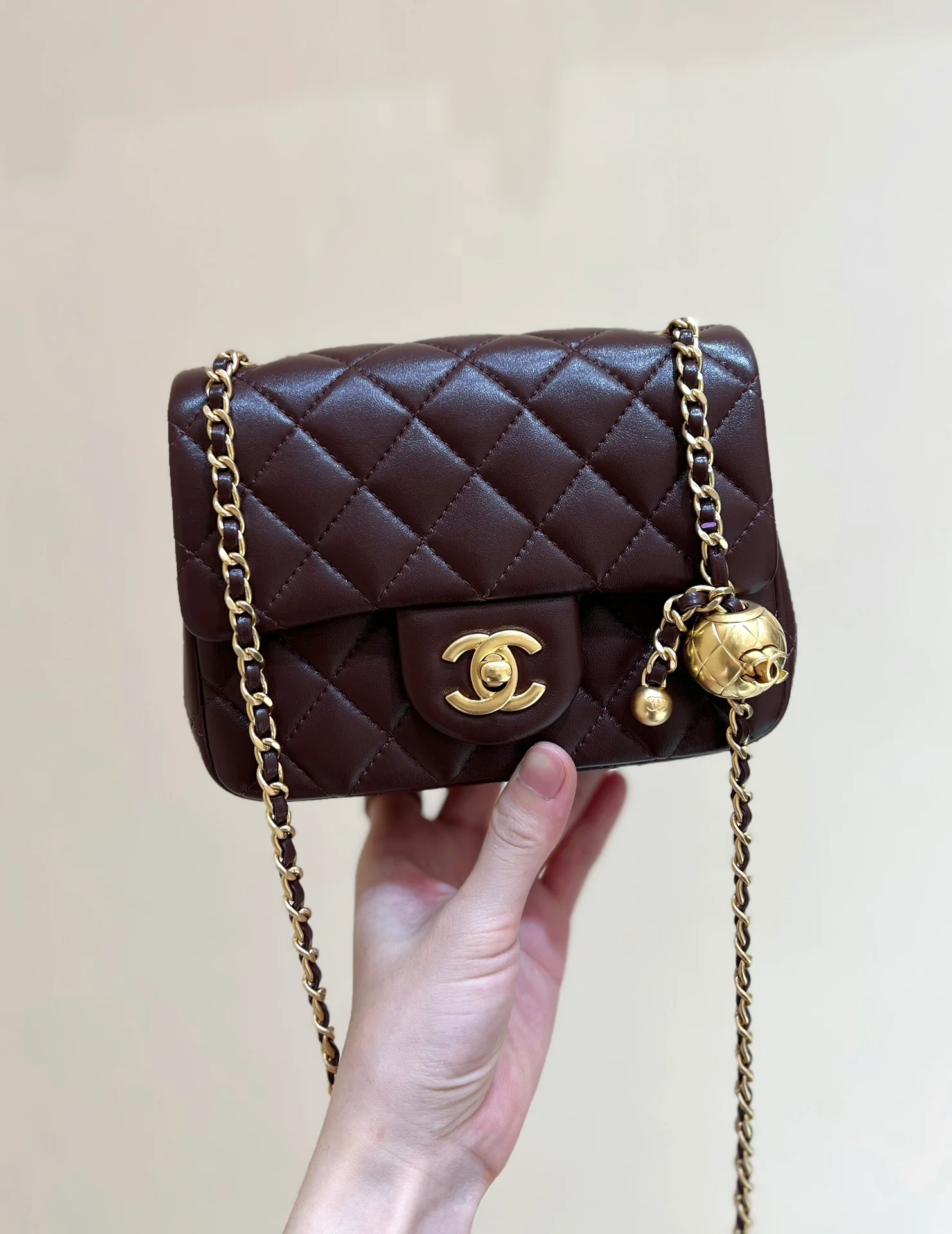 Chanel CF Gold Ball Square Fat Man - Burgundy