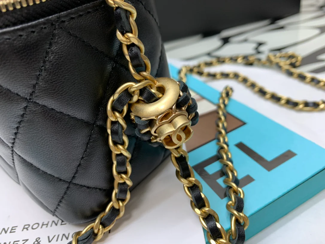 Chanel - Орехово-золотой шар - Квадратная коробка - Черный