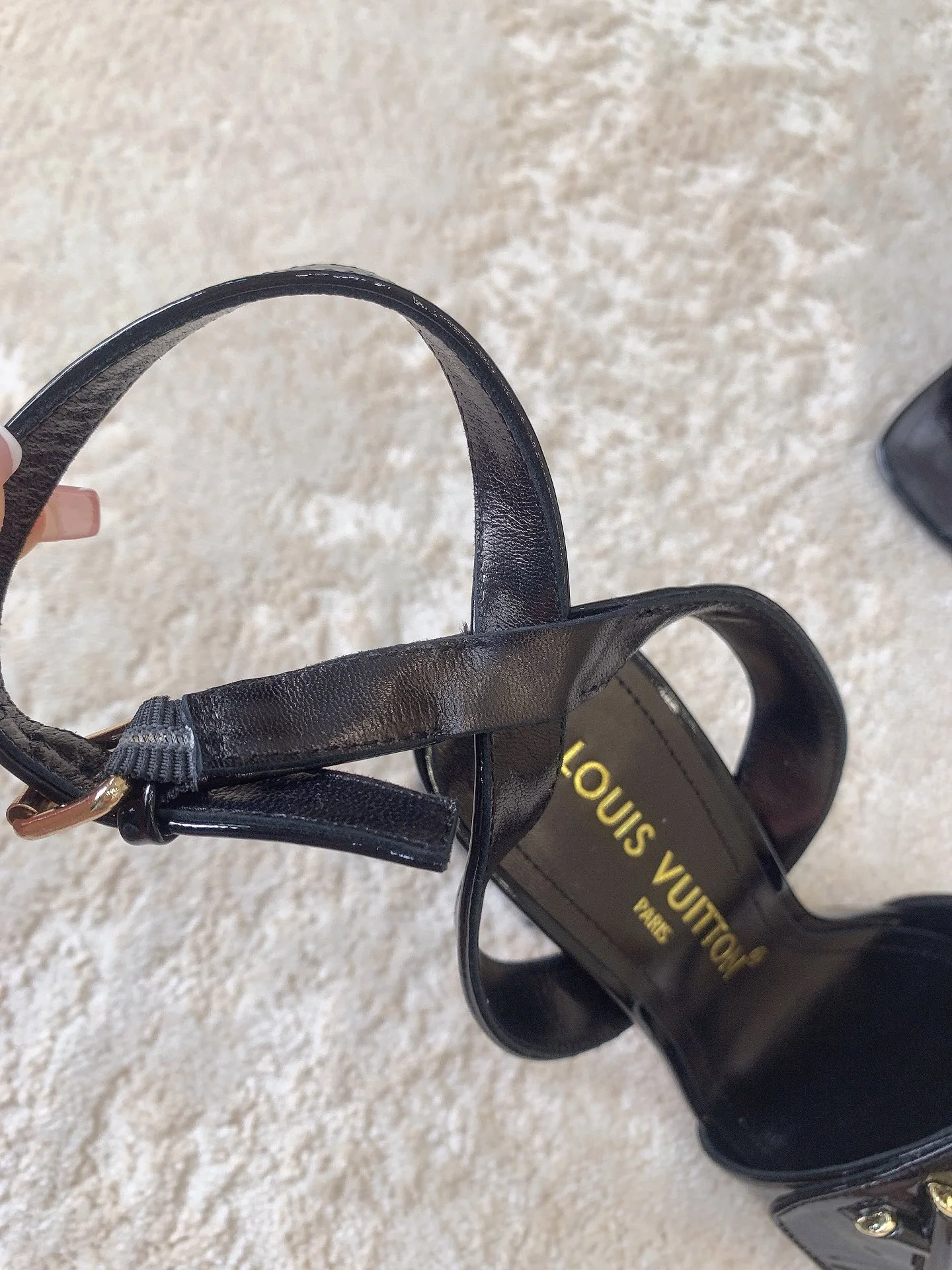 Новинка сезона весна/лето 2023 от LV - Босоножки на высоком каблуке - Черные