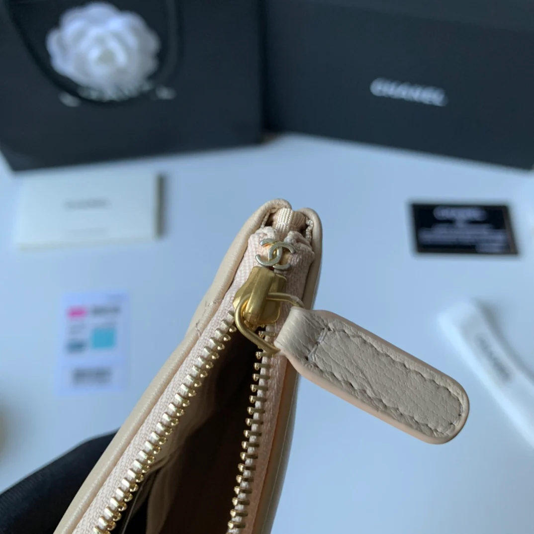 Кошелек для монет Chanel из овечьей кожи в клетку, серия 19 - 1 шт.