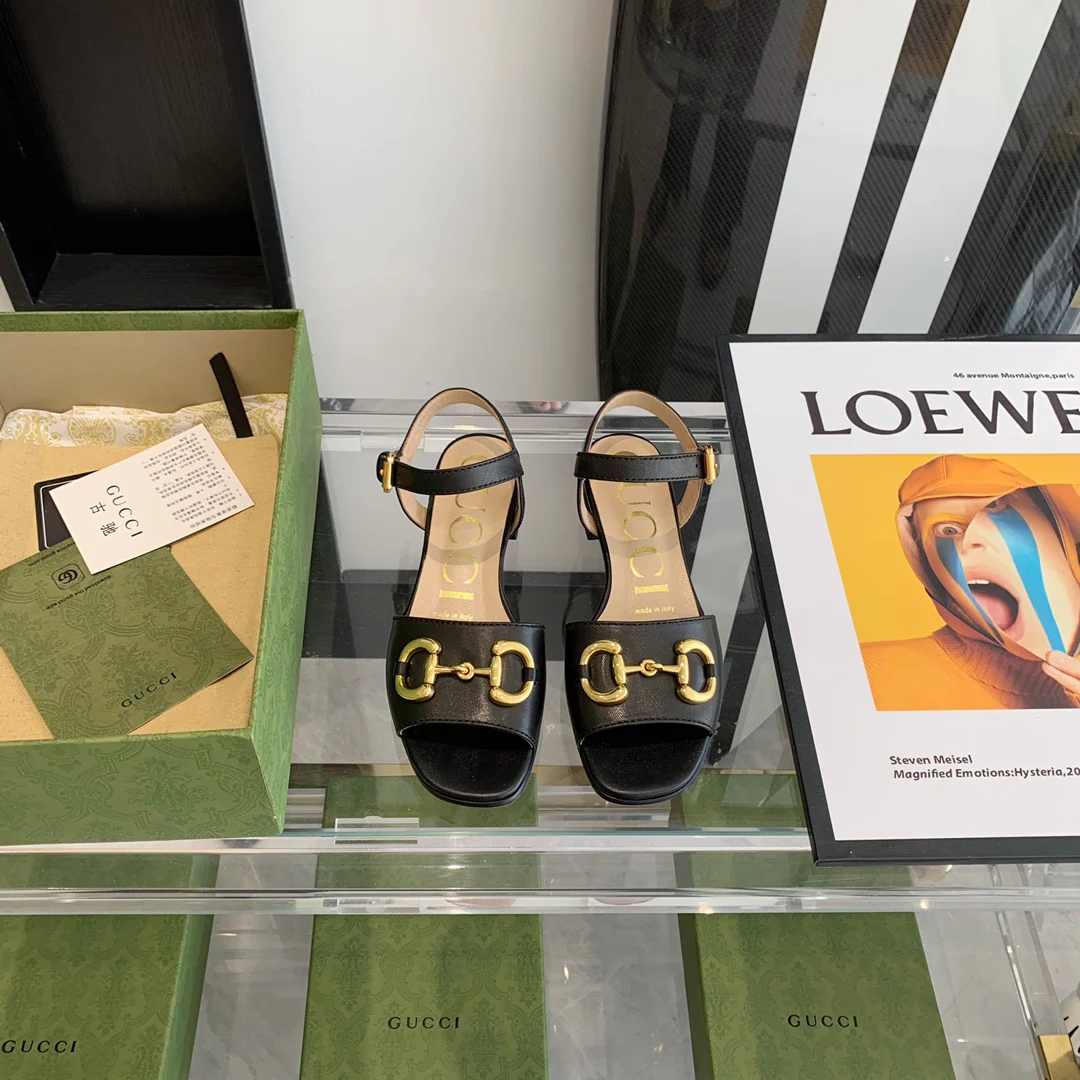 Босоножки Gucci на низком каблуке - 2