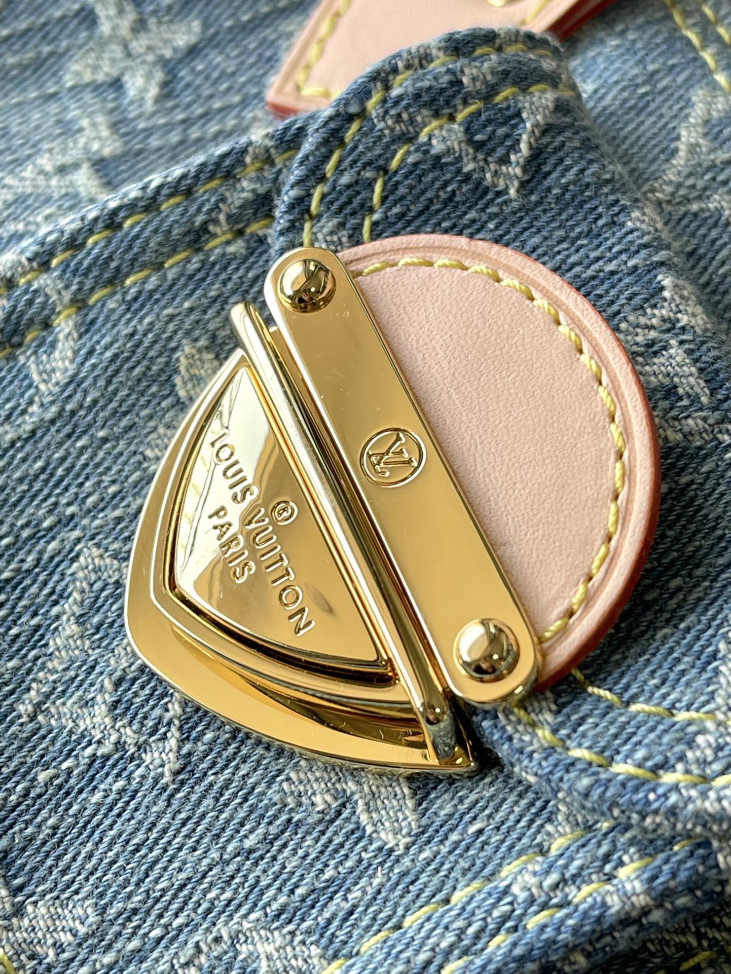 m82950-LV-nano-speedy-pillow bag-denim-handbag/crossbody bag