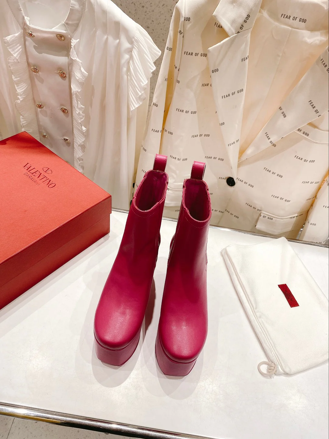 Ботильоны на платформе и шпильке Valentino - белые - 1