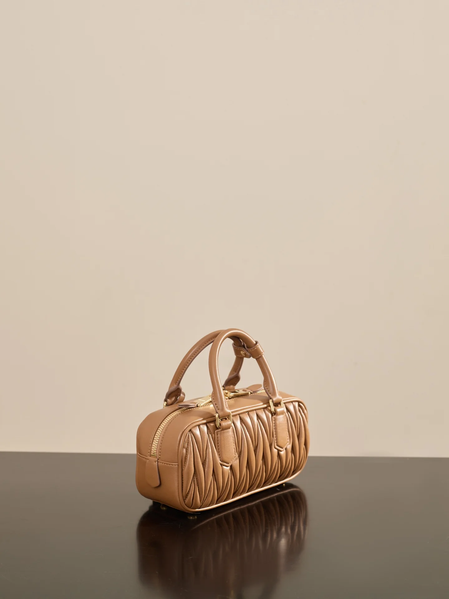 Miu Miu-5bb142m1200-???????-??????-Маленький-Карамель