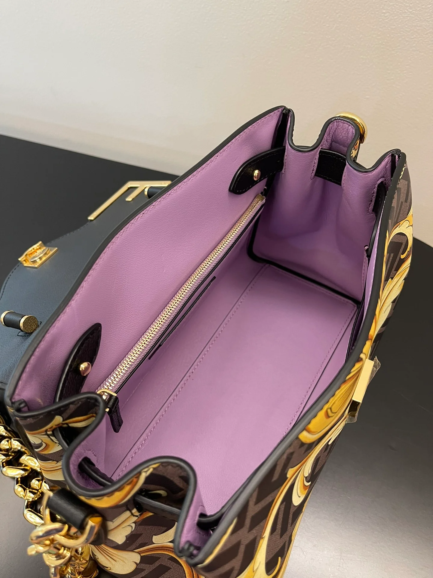 Сумка Fendi Endace - Коллаборация - Черная