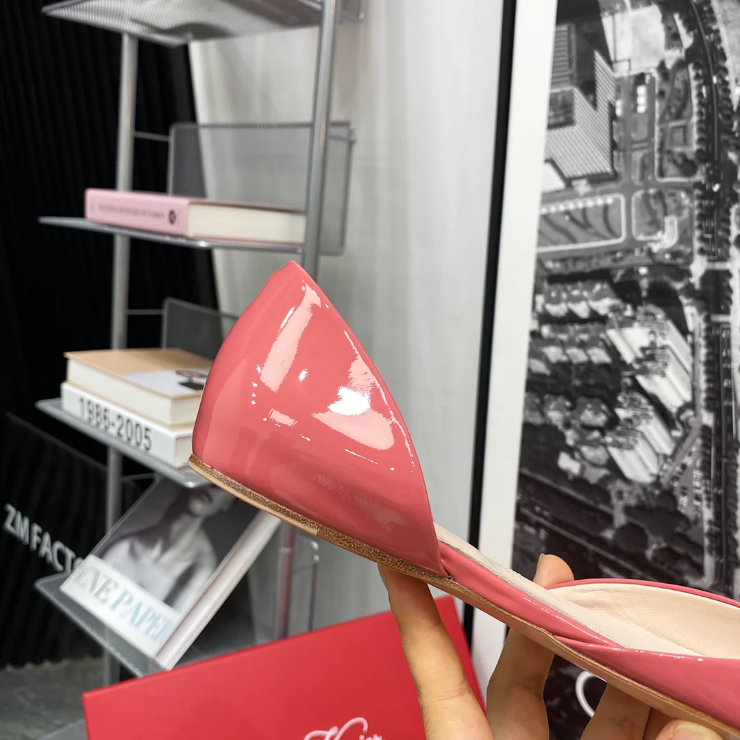 RV-Flat Bottom Hollow Square Head-Watermelon Red