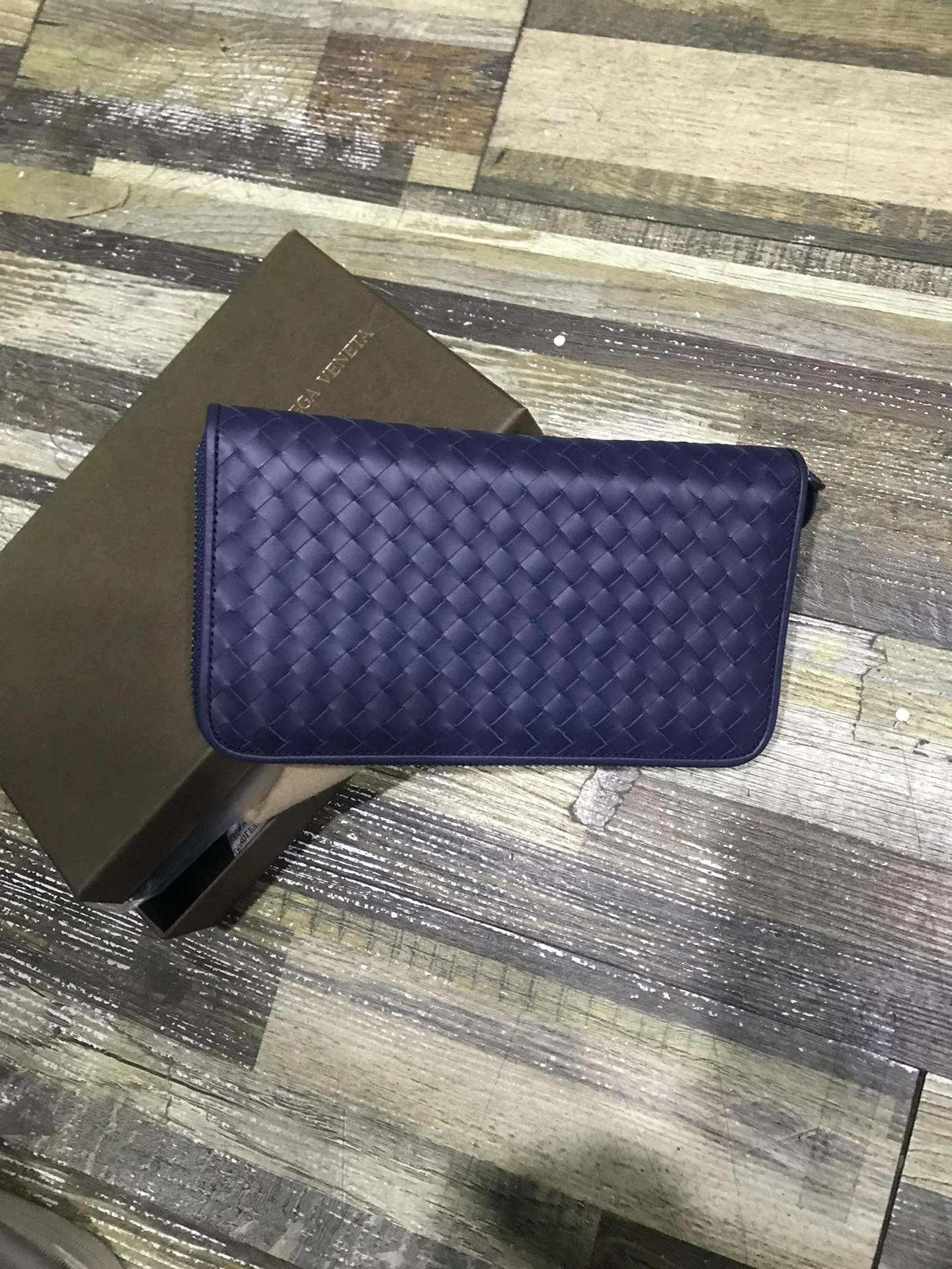 BV 拉链长夹-意大利原厂胎牛皮