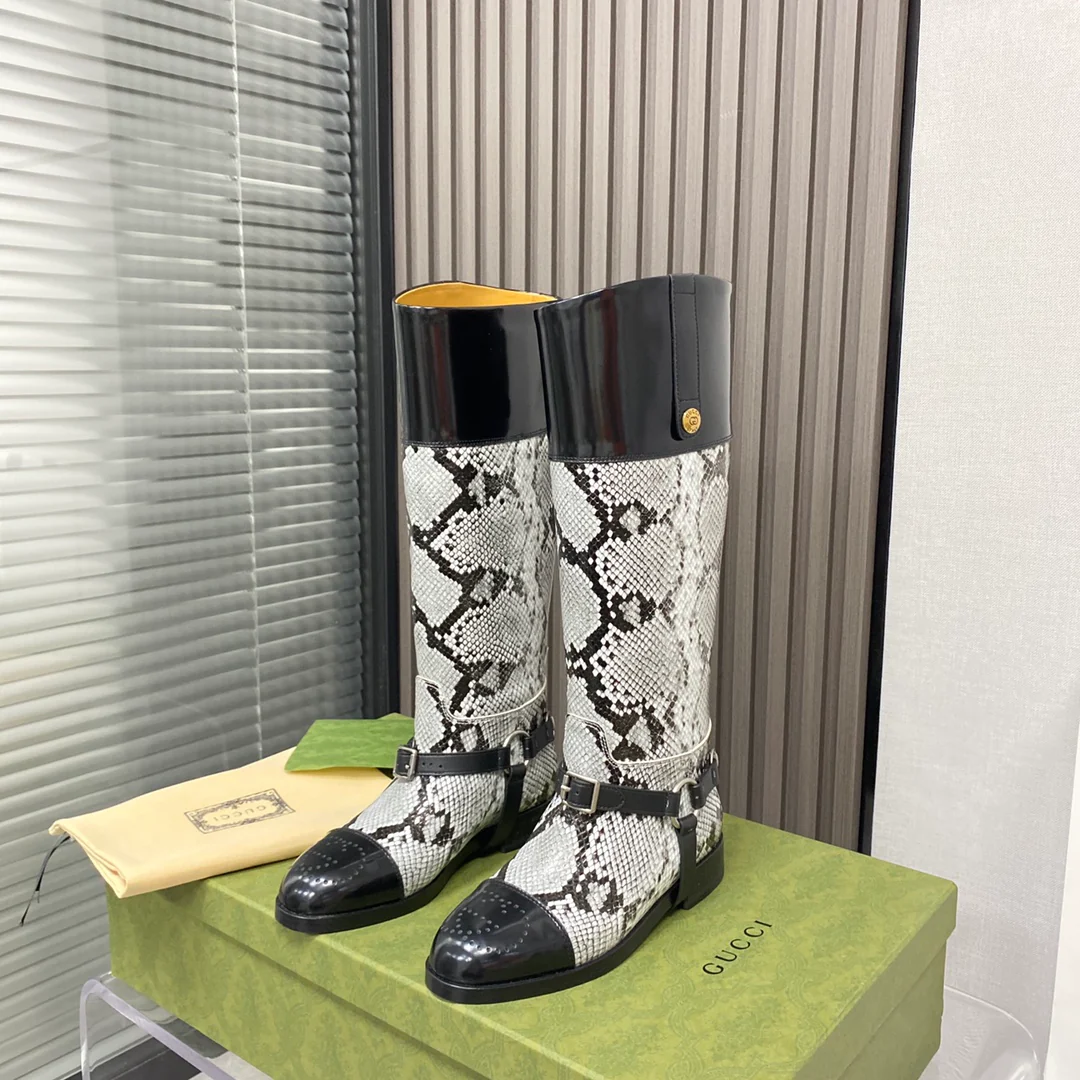 Новинка сезона осень/зима 2022 от Gucci - сапоги для верховой езды в стиле подиума - 2 шт.