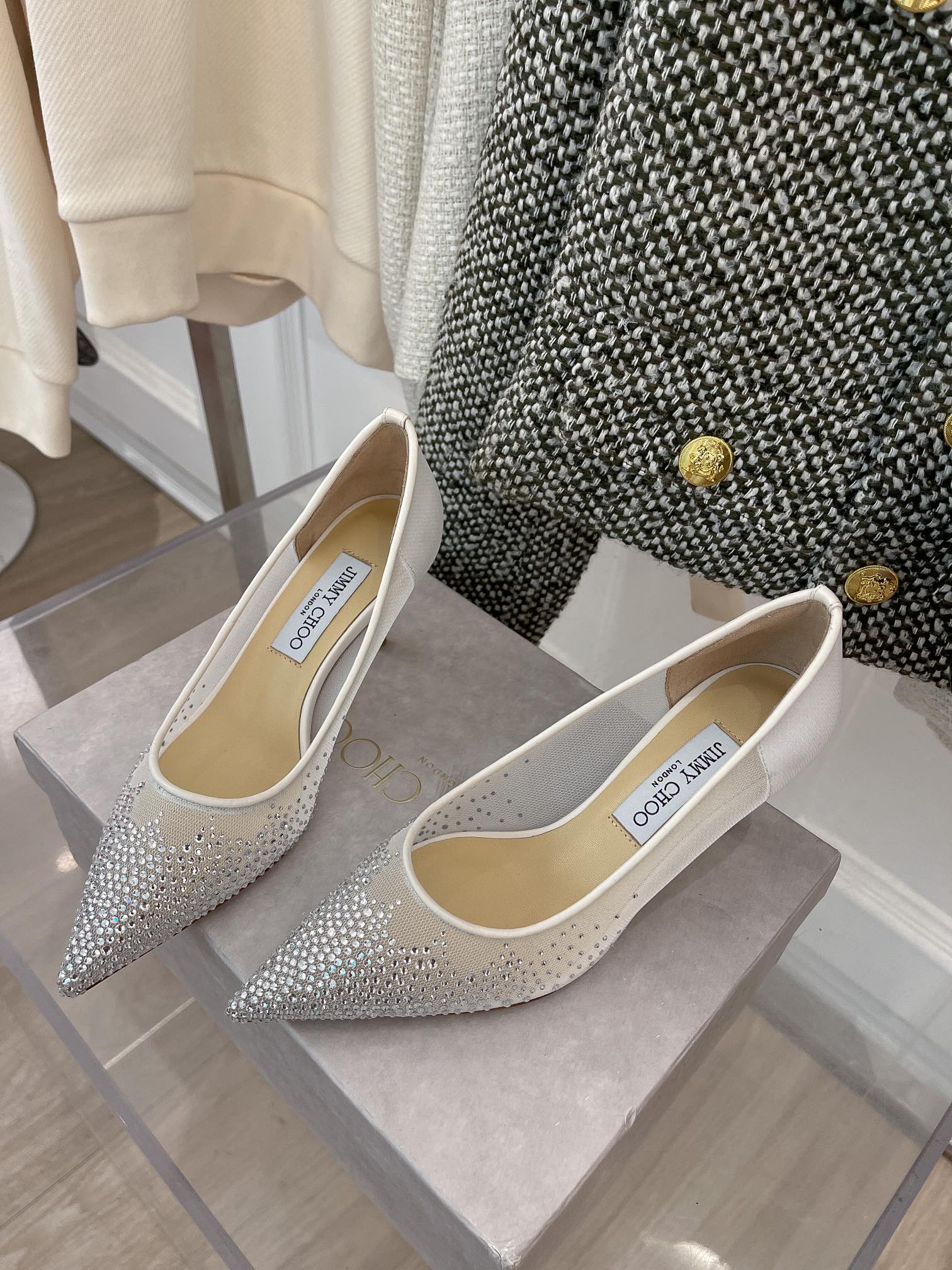 Jimmy - Туфли на высоком каблуке с сетчатыми вставками и стразами - 1