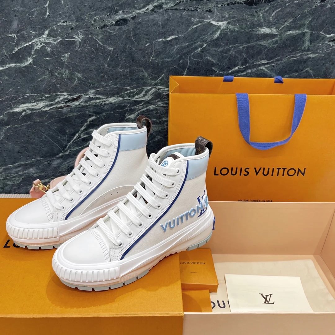 Кроссовки серии LV-Squad - белые и синие