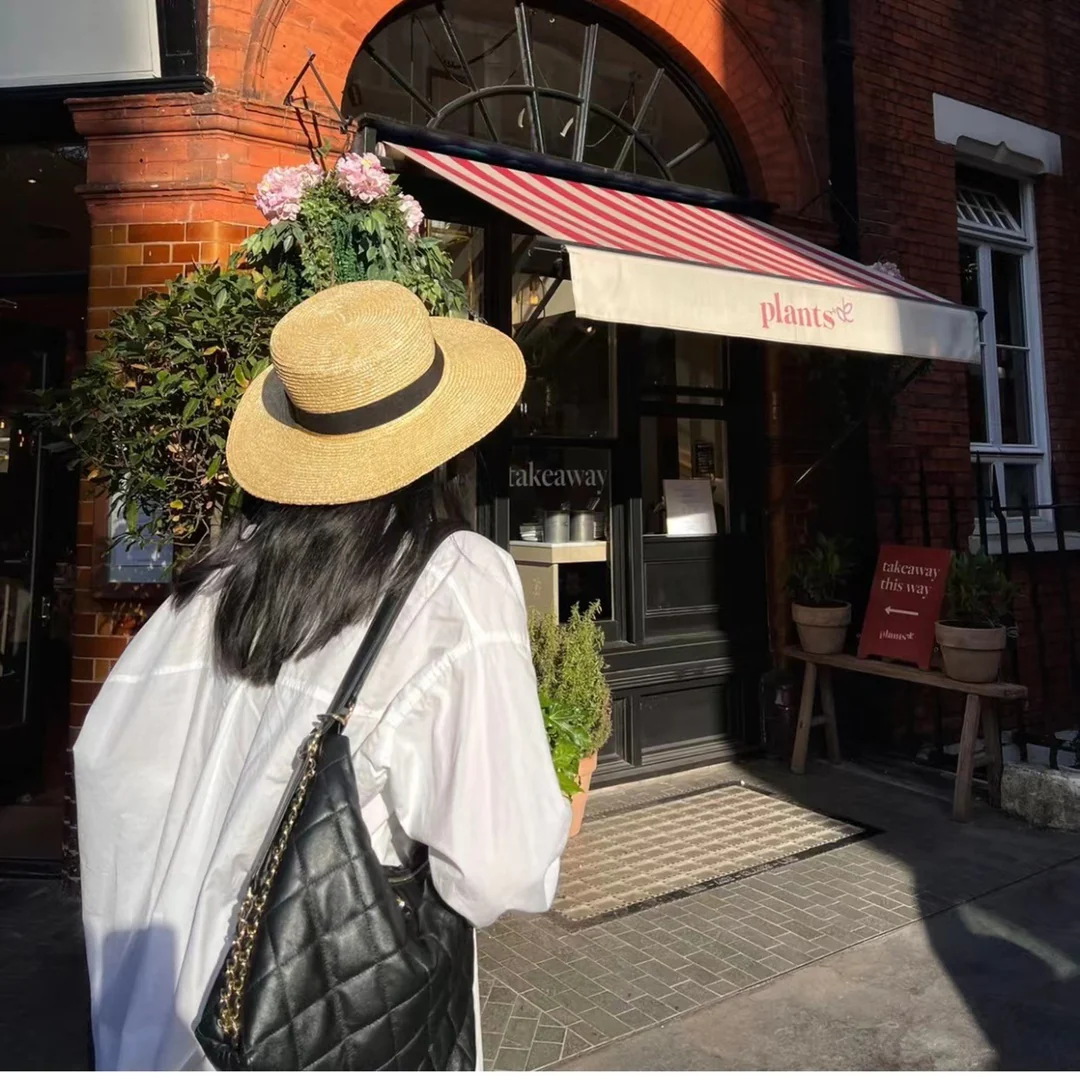 Сумка Chanel Hobo Hippie 2022 года