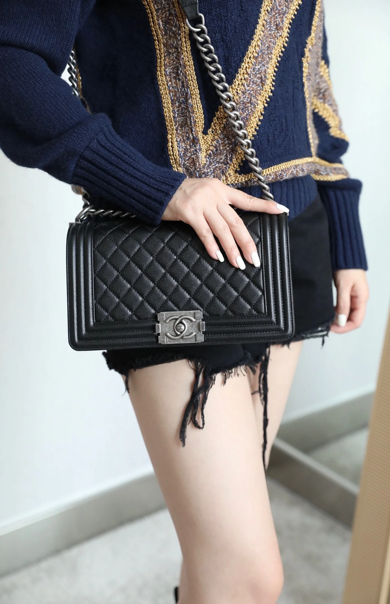 Chanel Boy 20 см - Body Sharing - 2